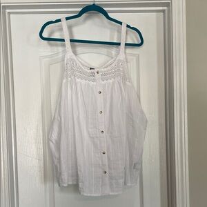 Torrid White Lace Button Tank Top